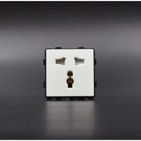   Z-Switch Univerzális dugalj Fehér, amerikai, angol, francia csatlakozókhoz