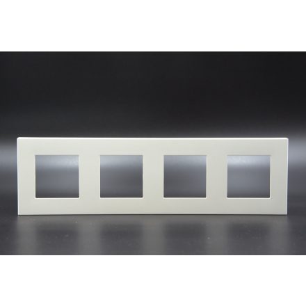 Z-Switch 4-es műanyag keret Fehér